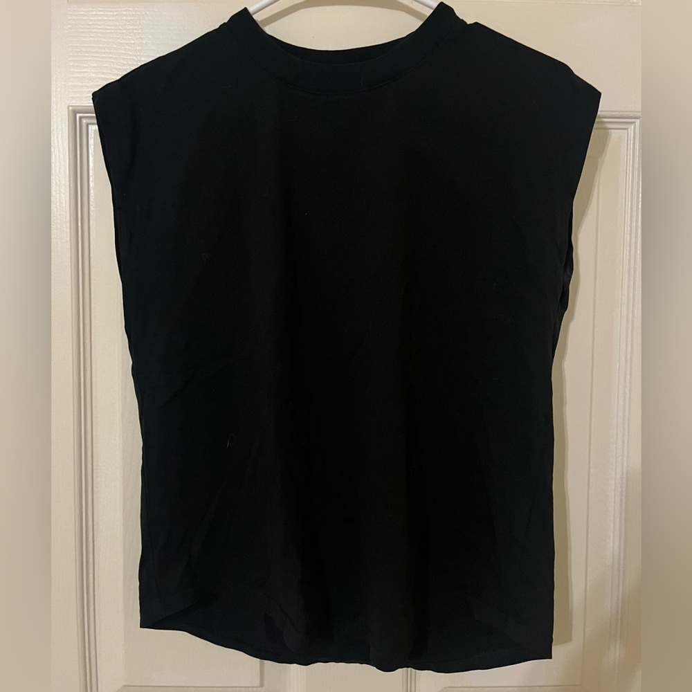 GAP Black Crew Neck Sleeveless Muscle Tee